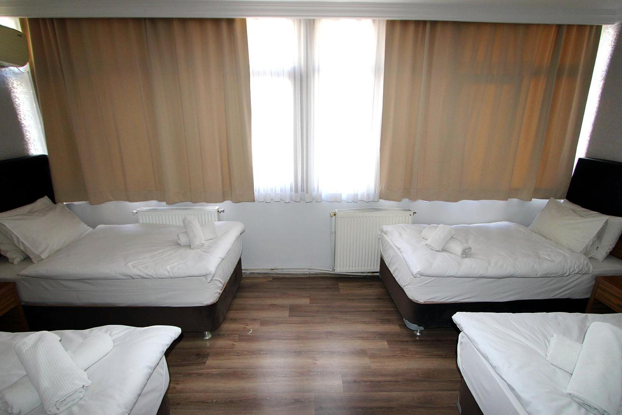 Lyon Hotel อิสตันบูล ภายนอก รูปภาพ